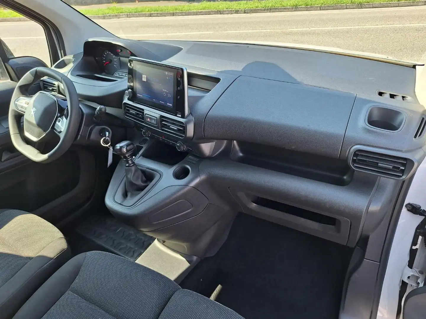 Peugeot Partner BlueHDi 100 S&S PL Furgone Premium 3 POSTI N°GV07 Bianco - 2