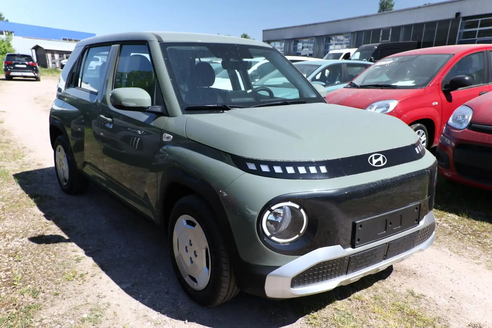 Hyundai Inster 42 kWh Navi PDC Kam SmartKey ACC CarPlay 71 kW ... Grün - 2