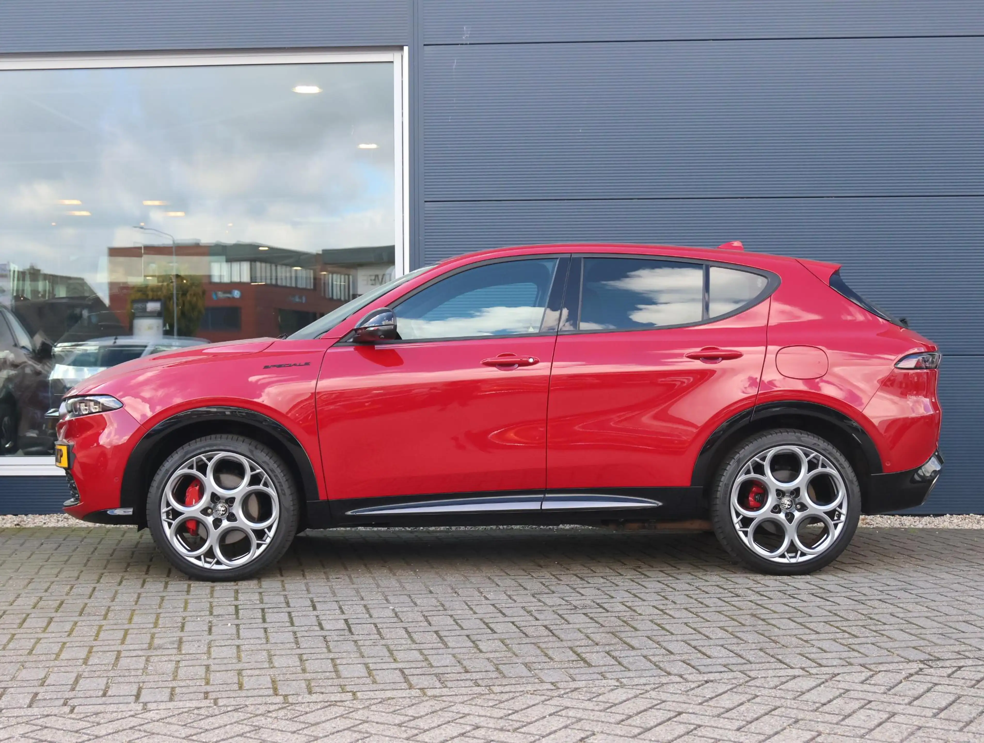 Alfa Romeo Tonale 280pk PHEV Edizione Speciale | 1ste Eigenaar | Har — photo 2