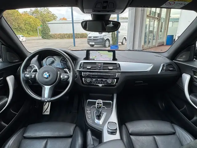 BMW 2 Series view 22