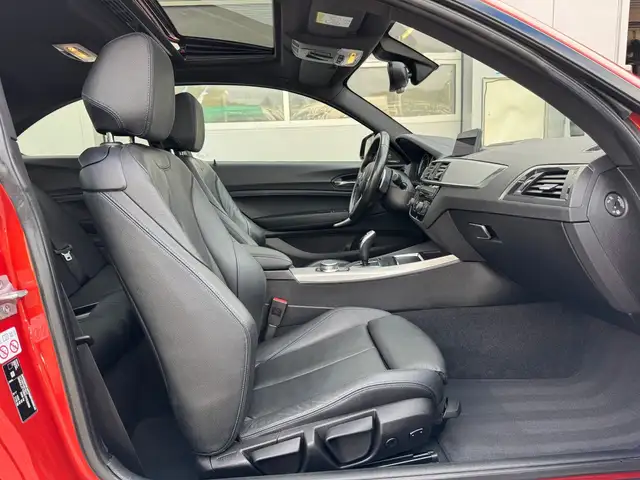 BMW 2 Series view 27
