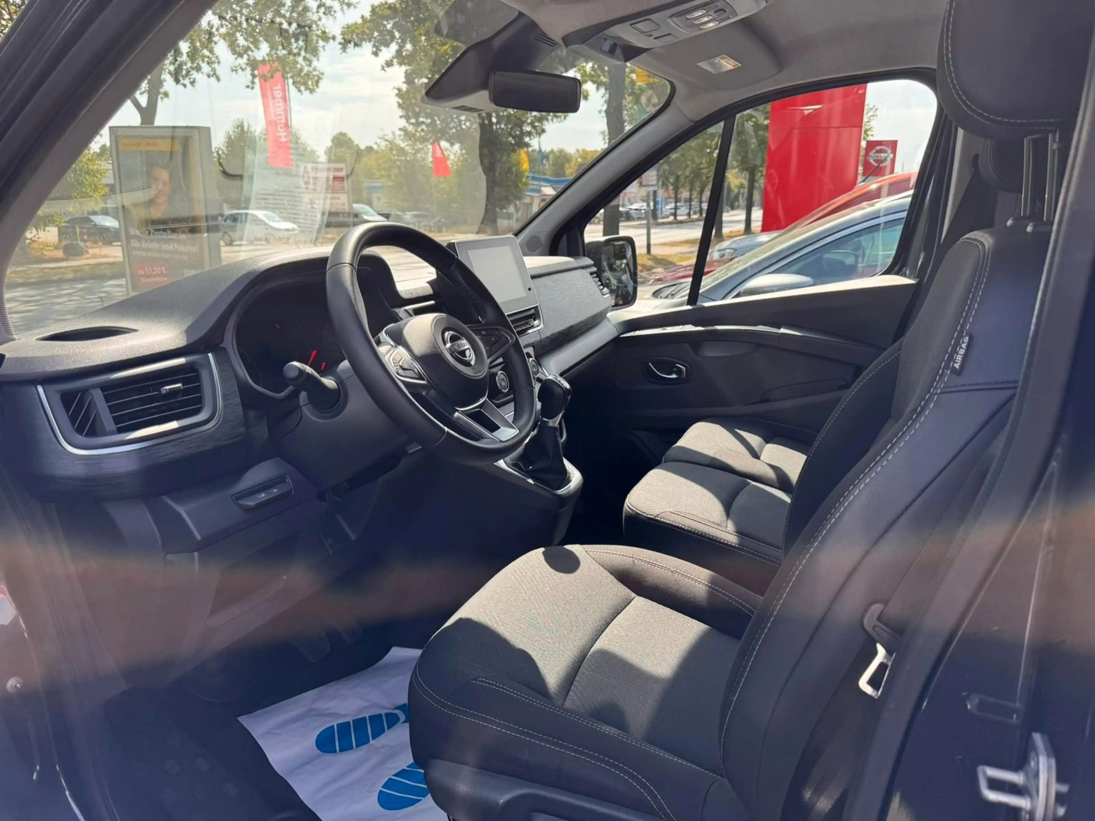 Nissan Primastar Kombi L2H1 3,0t N-Connecta — photo 10