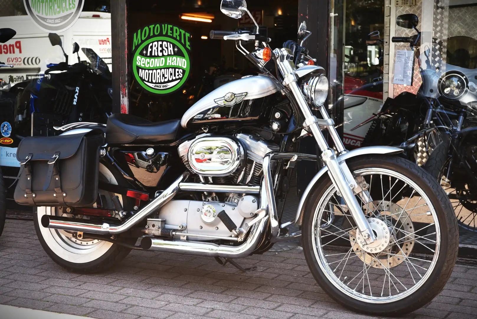 Harley-Davidson Sportster 883 100th ANNIVERSARY ***MOTO VERTE*** Gris - 1