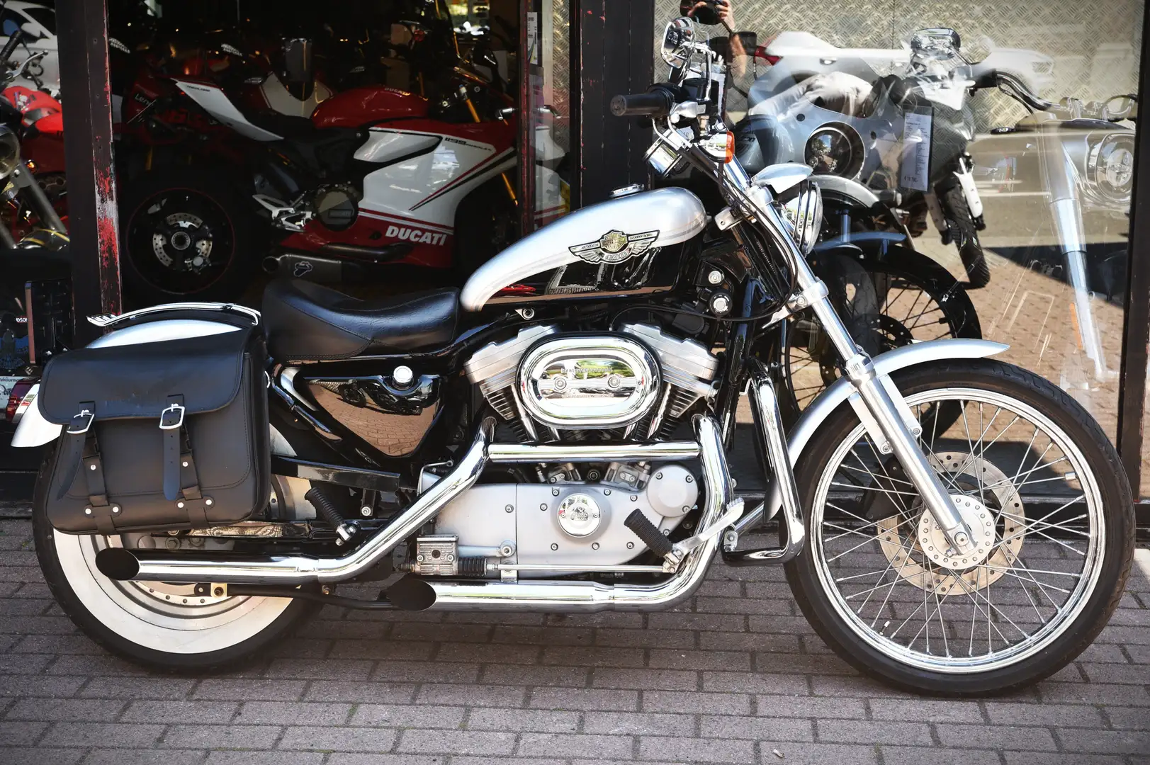Harley-Davidson Sportster 883 100th ANNIVERSARY ***MOTO VERTE*** Gris - 2