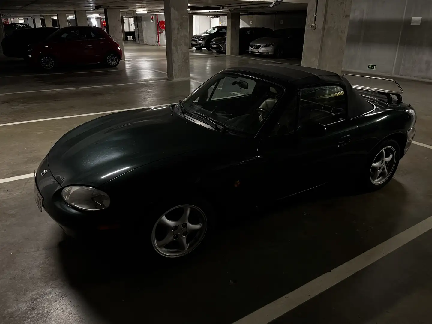 Mazda MX-5 1.6i 16v Luxe Vert - 1