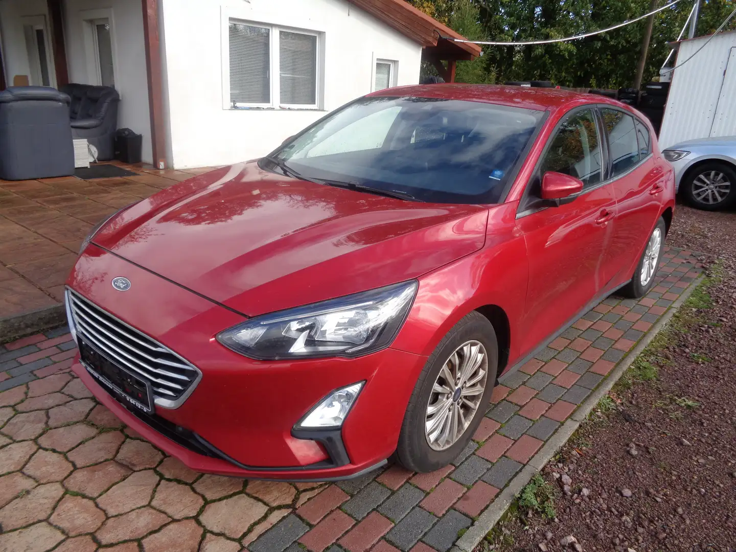 Ford Focus TITANIUM-Verkauf Nur An Export! -HU/AU: 08.2027 Rot - 1