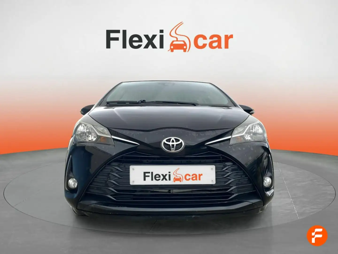 Toyota Yaris 1.0 Active Negro - 2