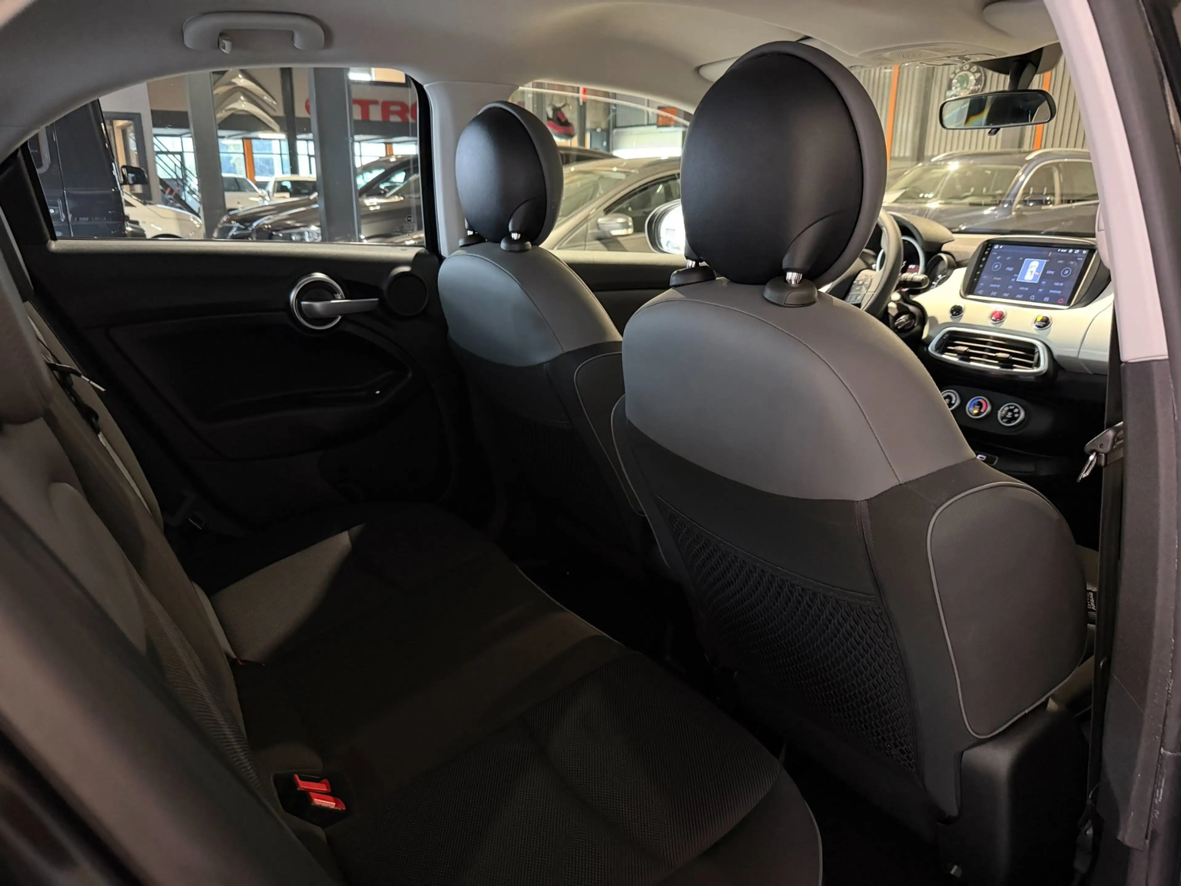 Fiat 500X 1.6 Pop|Navi|Cruise|Trekhaak|Black&Silver ! — photo 9