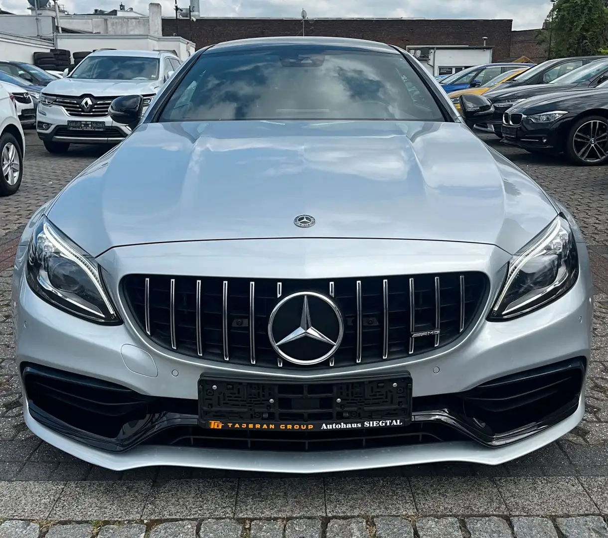 Mercedes-Benz C 63 AMG C63 NIGHT-FACELIFT-PANO-MULTIBEAM-AMG AUSPUFF-NR Silber - 2