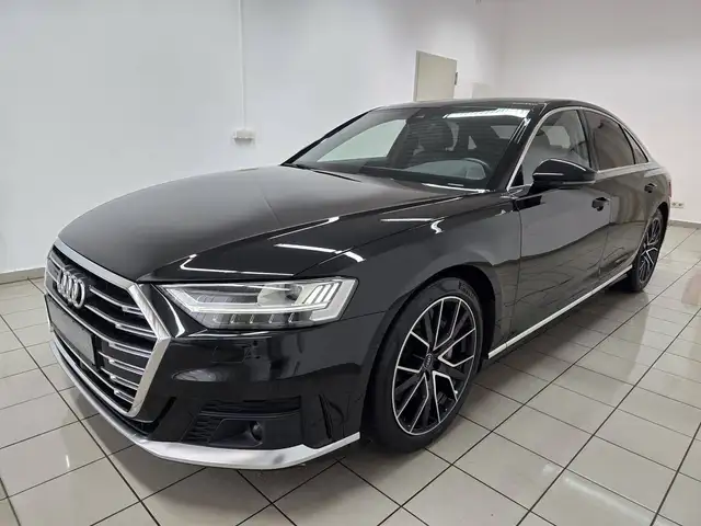 Audi A8 55 TFSI qu. Sport Paket Luft Memory 360° 20"