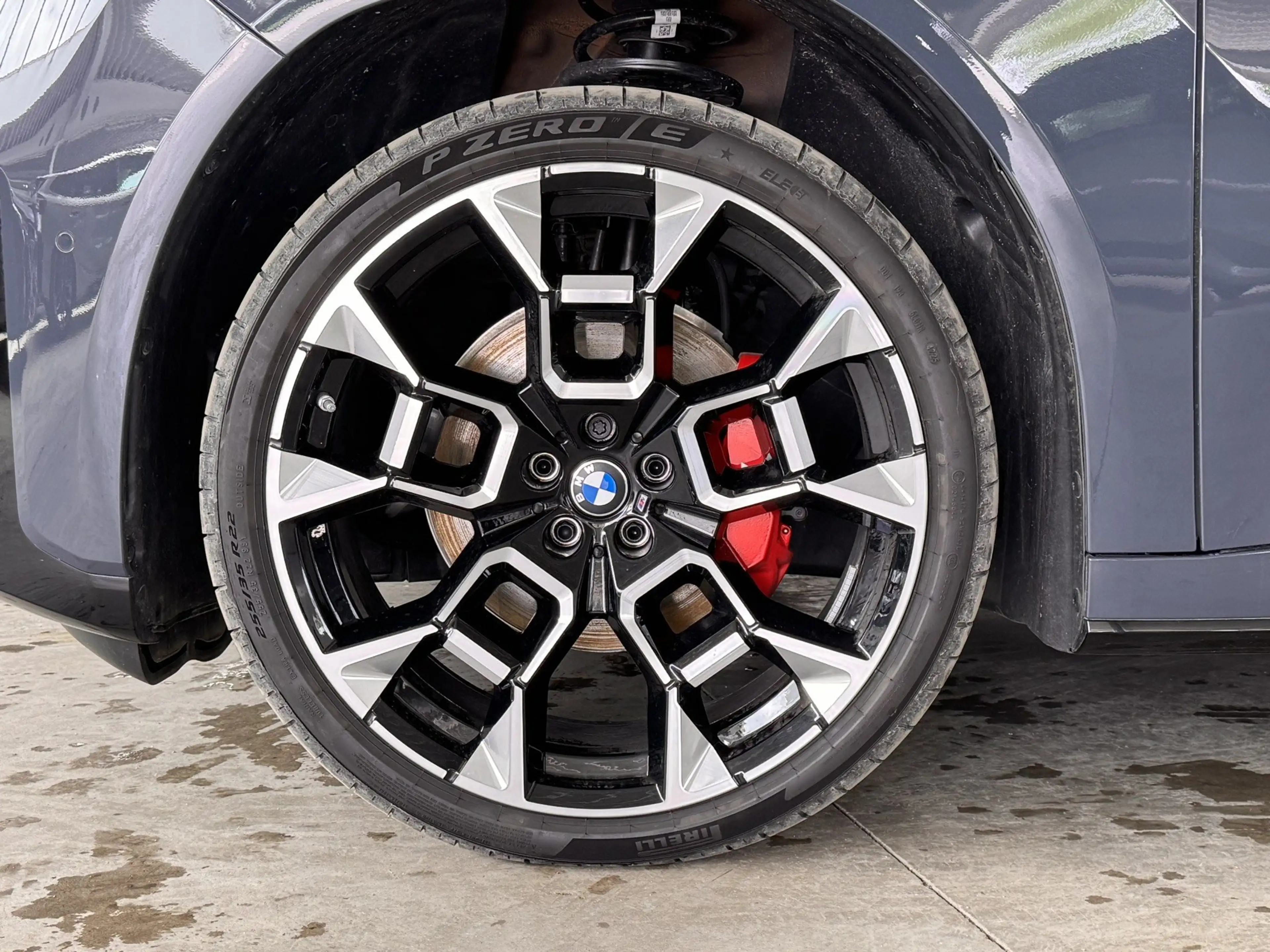 BMW iX3 iX3 50 xDrive — photo 4