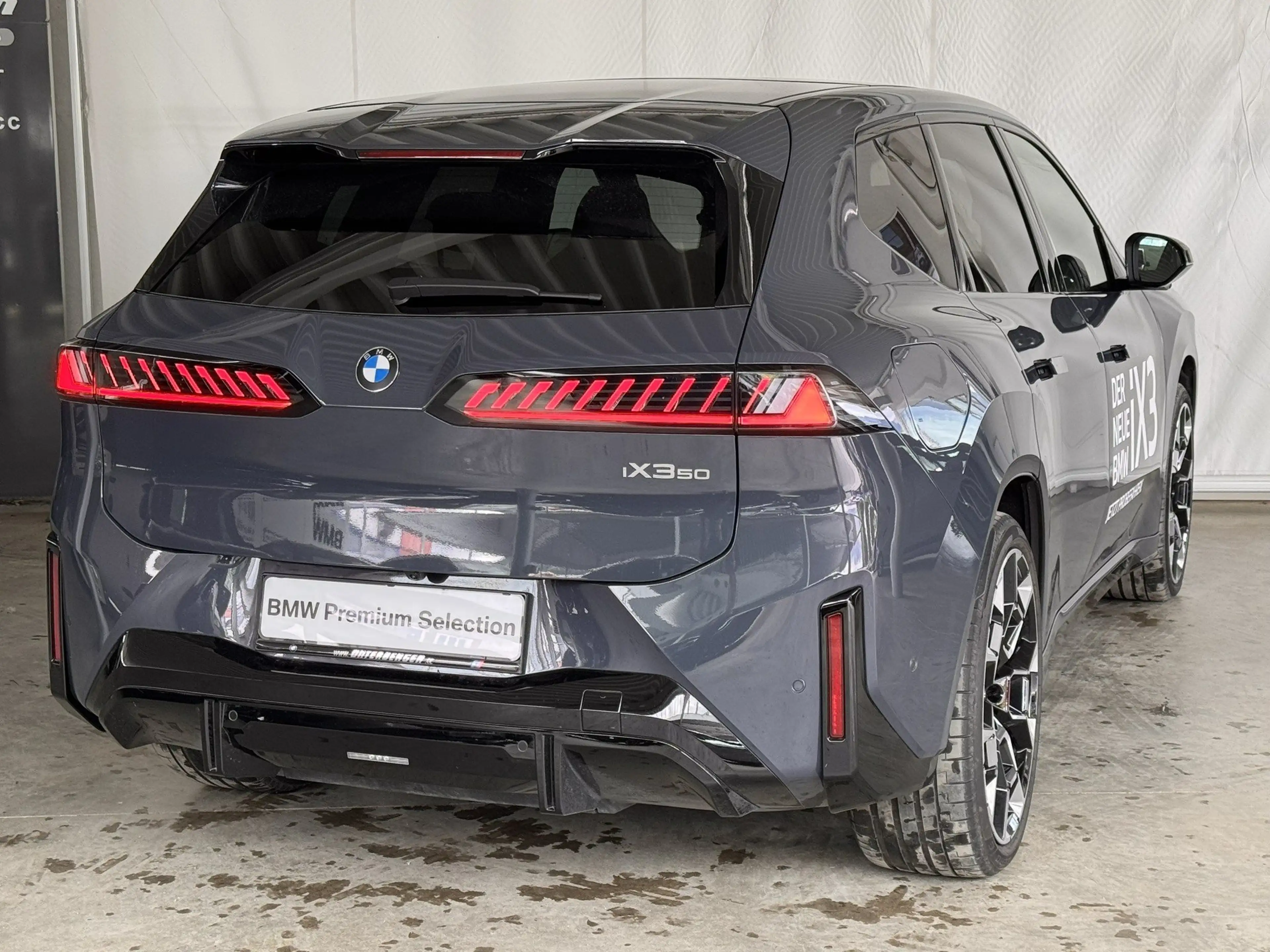 BMW iX3 iX3 50 xDrive — photo 6