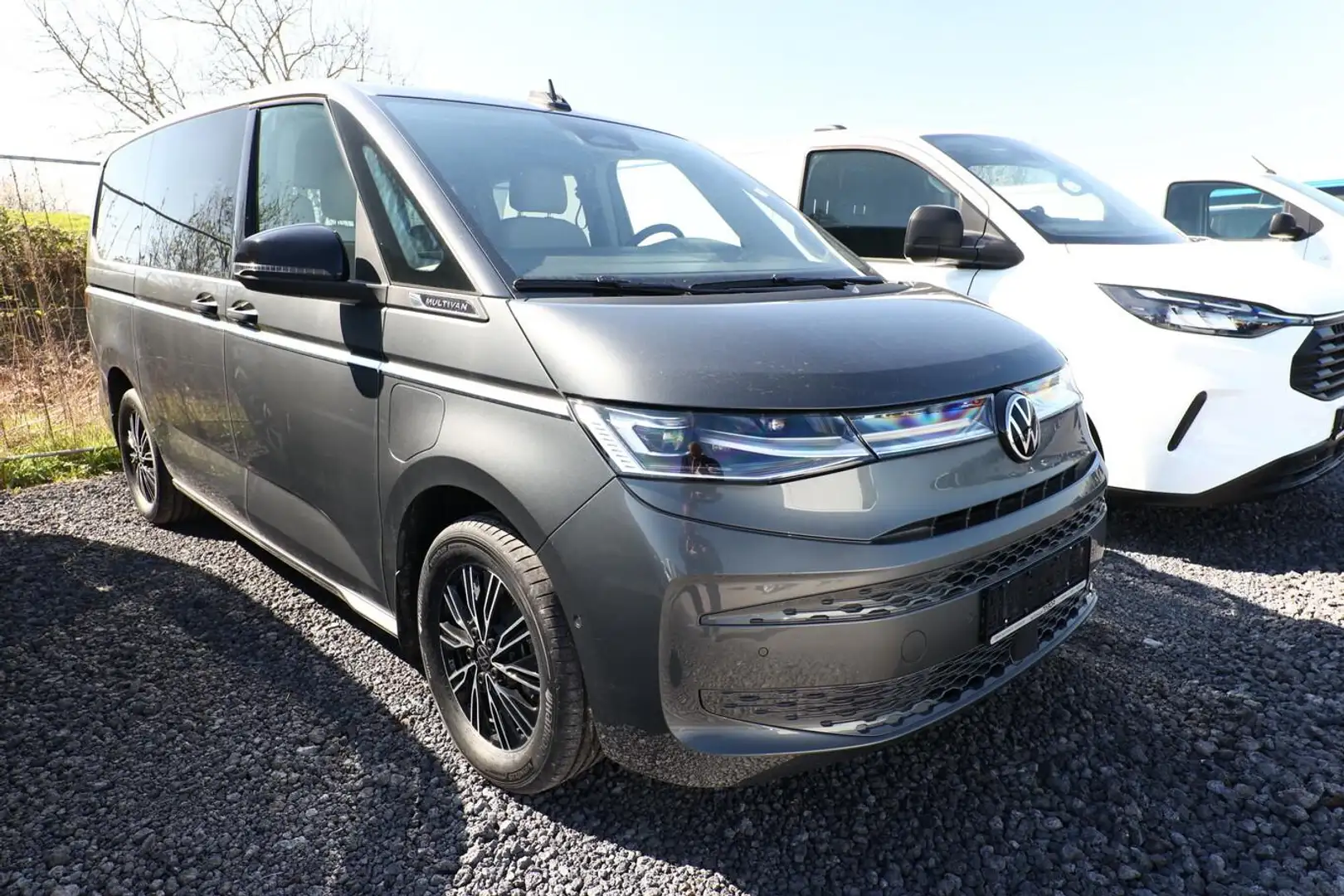 Volkswagen T7 Multivan PHEV 245 4M Style L2 Matrix Nav 91km 180 kW (24... Grau - 2