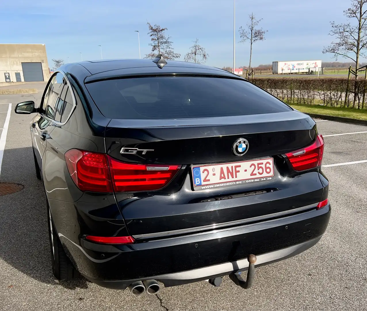 BMW 520 520d GT luxury Zwart - 2