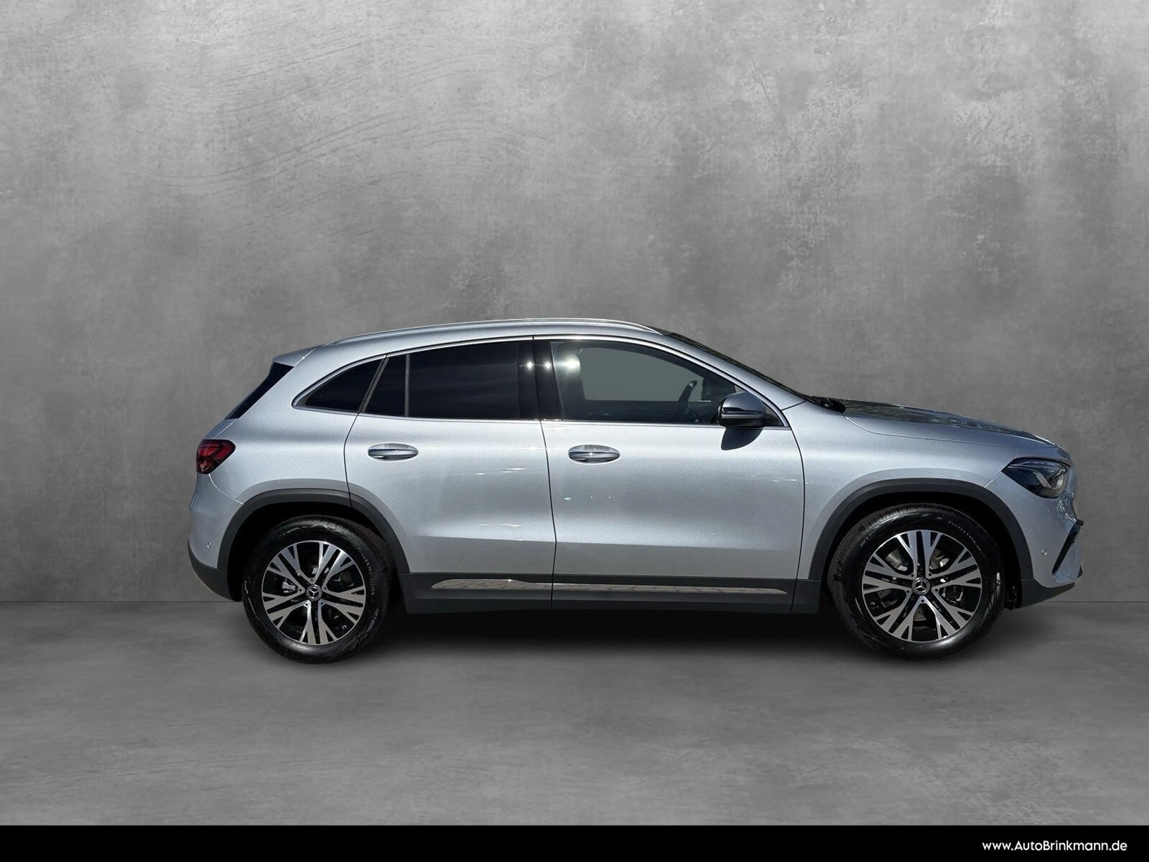 Mercedes-Benz GLA 180 GLA 180 Progressive/Multibeam/AHK/EasyP/Kamera SHZ — photo 4