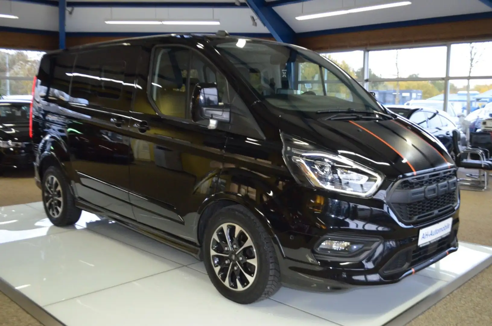 Ford Transit Custom Kombi 320 L1 Tourneo Sport Schwarz - 2