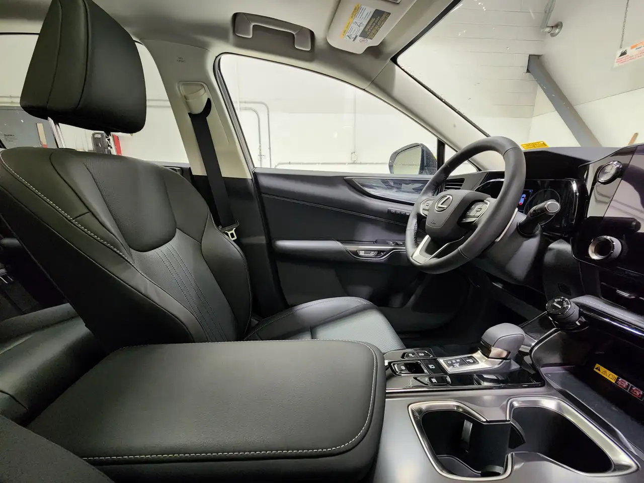 Lexus NX fotografie Lexus NX