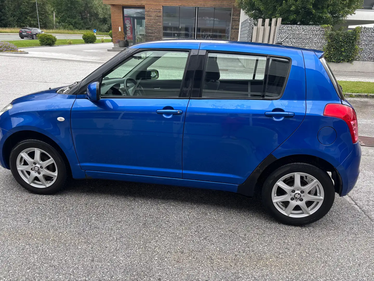 Suzuki Swift Swift 1,3 GL 4x4 GL Blau - 1