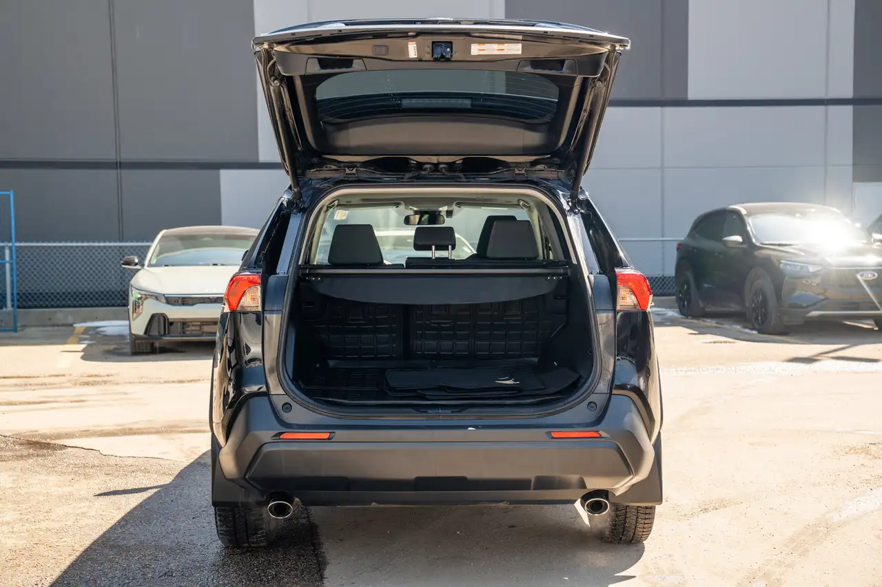 Toyota RAV 4 снимка Toyota RAV 4