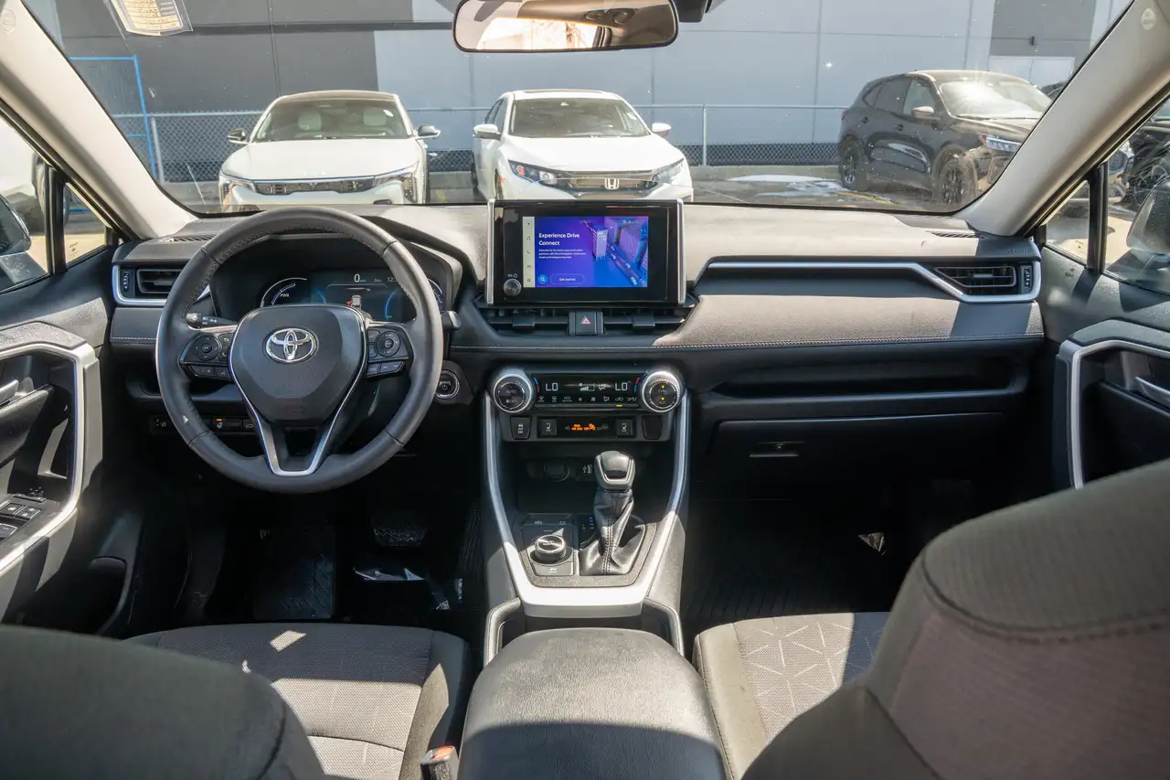 Toyota RAV 4 снимка Toyota RAV 4