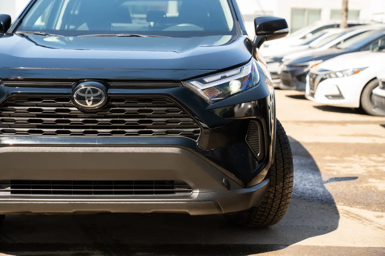 Toyota RAV 4 снимка Toyota RAV 4