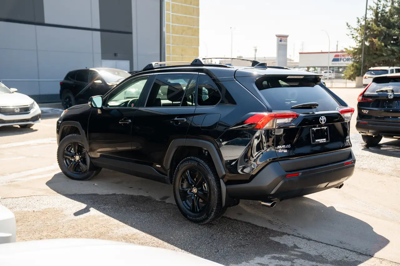 Toyota RAV 4 снимка Toyota RAV 4