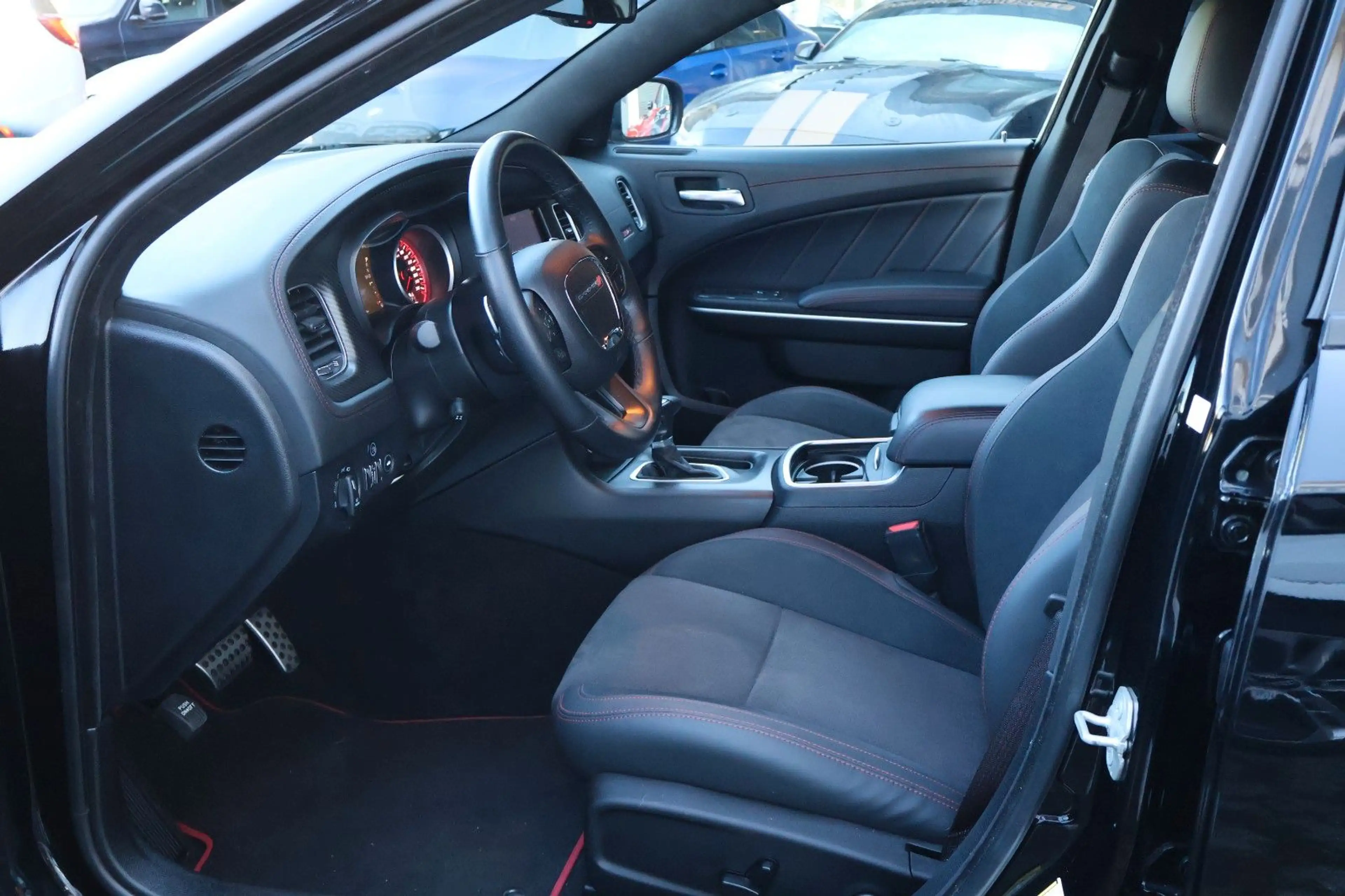 Dodge Charger 6.4L Scat Pack/WIDEBODY/KAMERA/H&K — photo 14