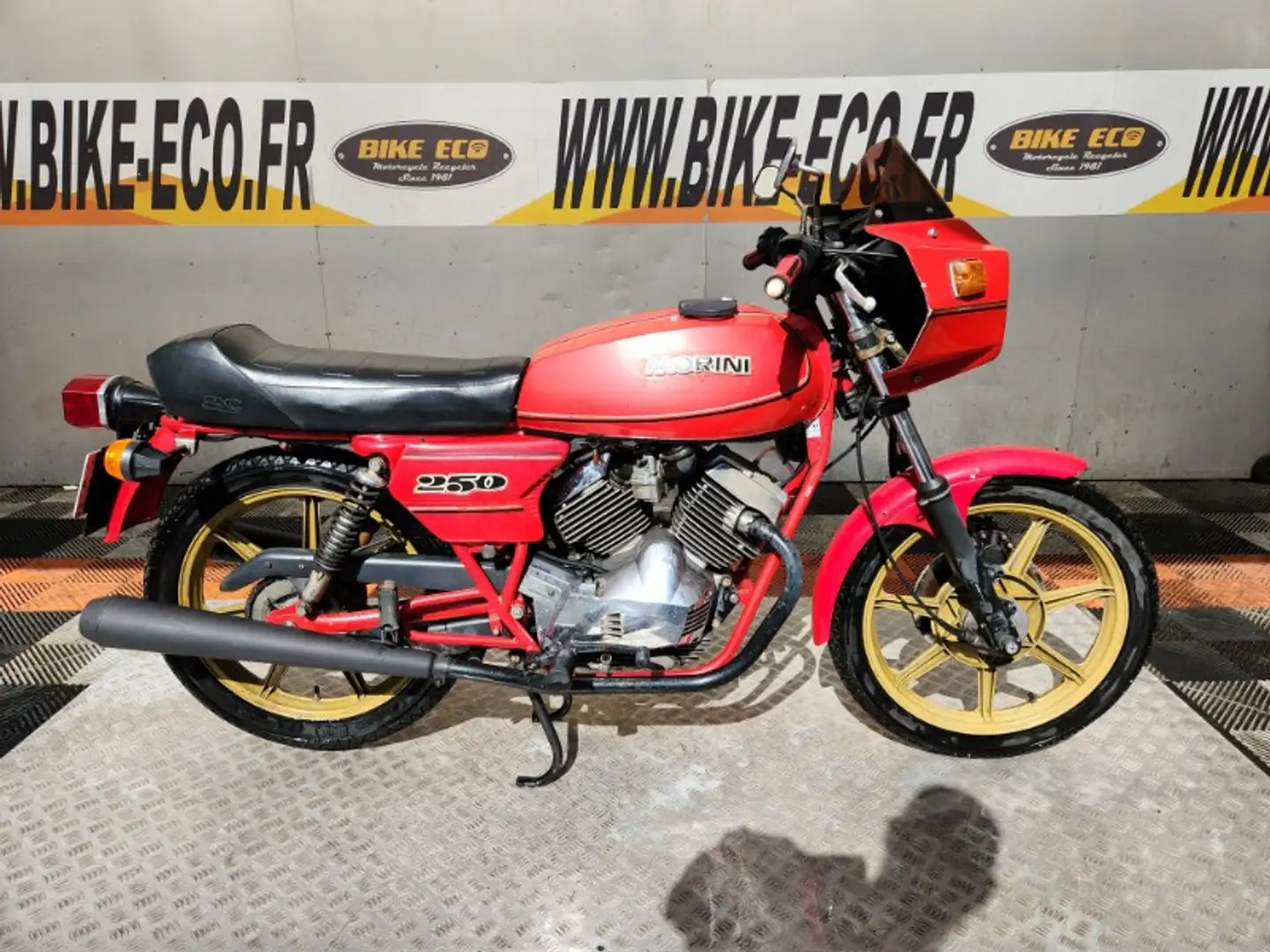 Moto Morini Rouge - 1