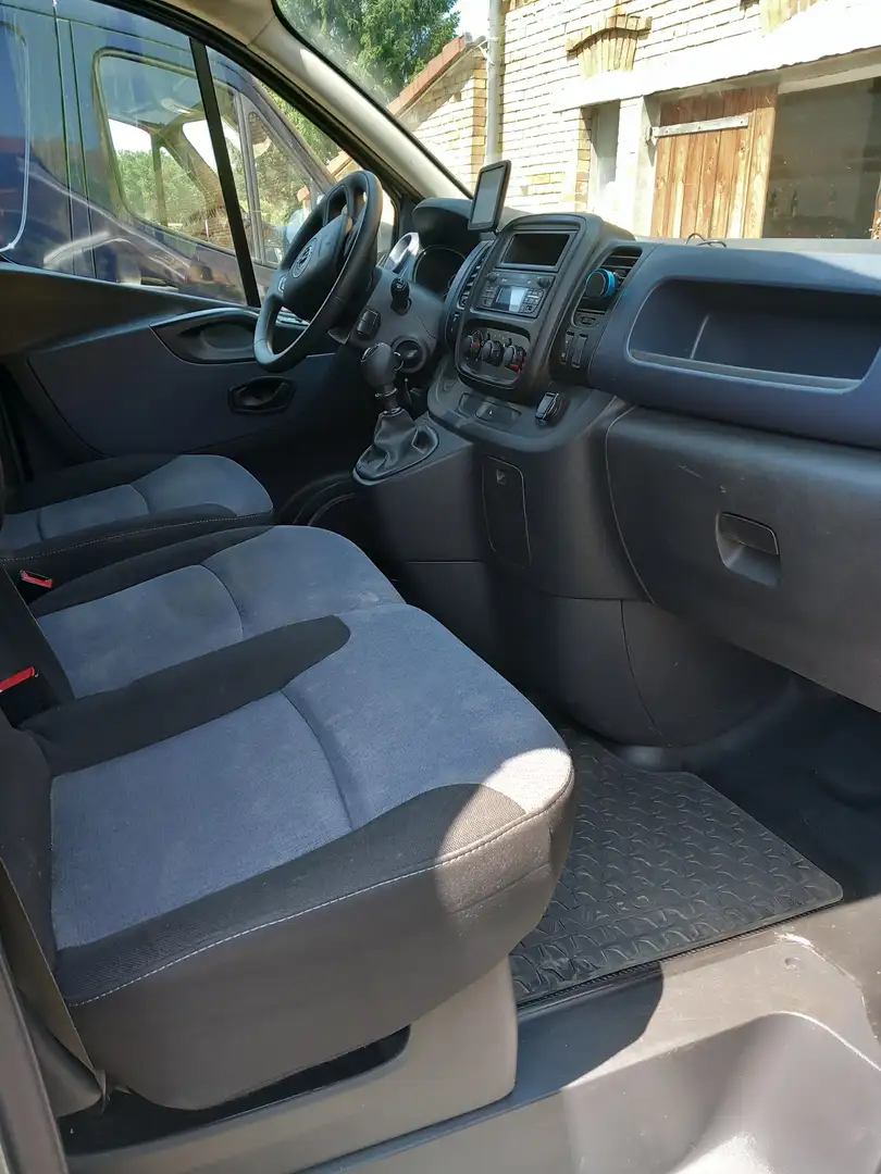 Opel Vivaro 1.6 D (CDTI) L1H1 Grau - 1