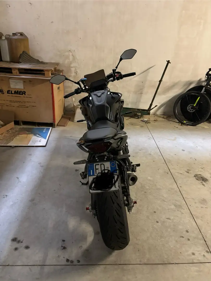Yamaha MT-07 pure abs Negro - 2