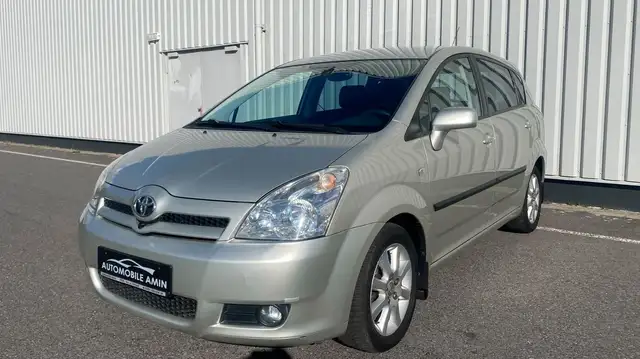 Toyota Corolla Verso Kamera 2.Hand Sitzhzg.AHK 7Sitze