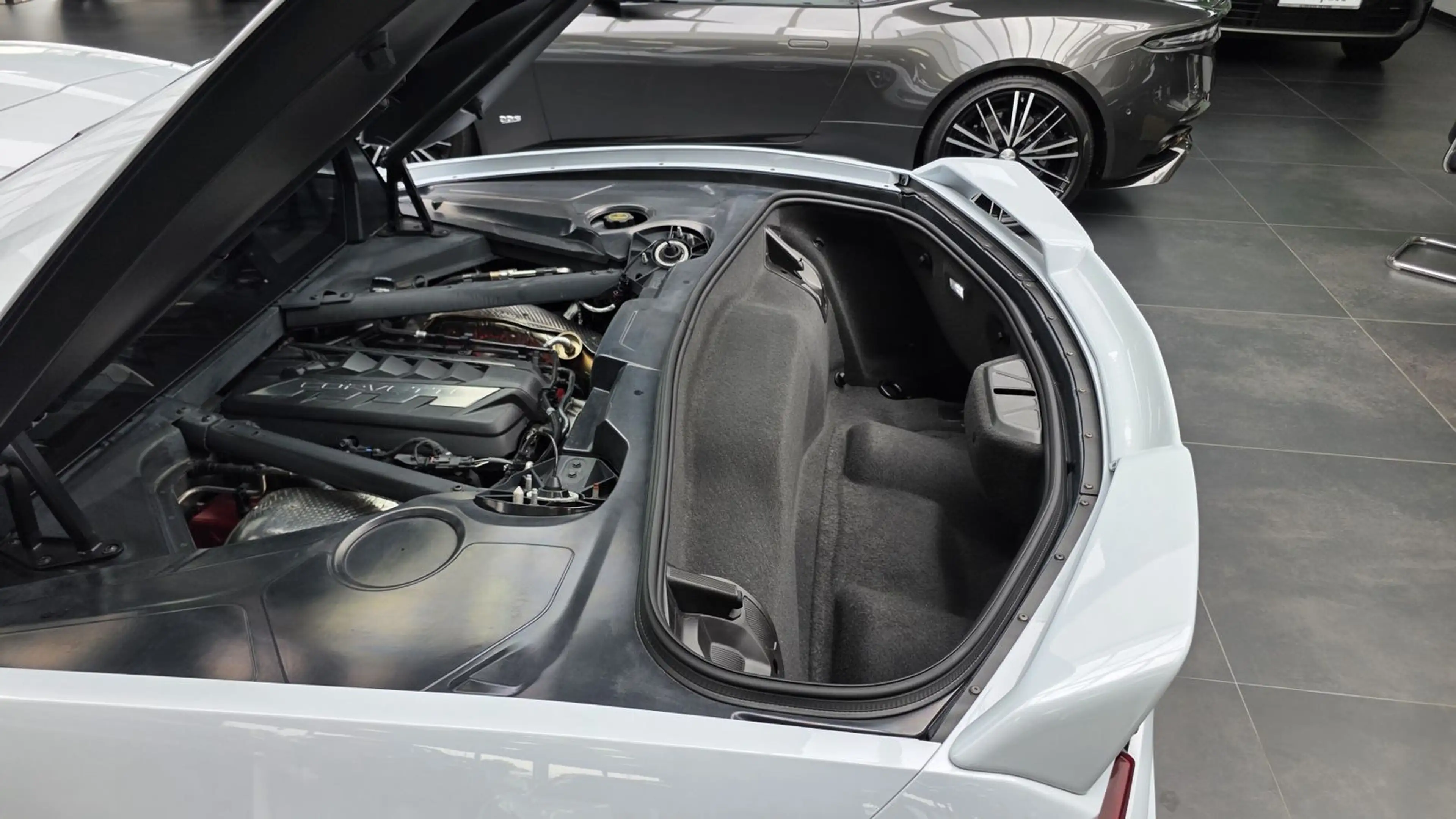 Corvette C8 Coupe 3LT 6.2 V8 Competition|Magentic|Lift — photo 8