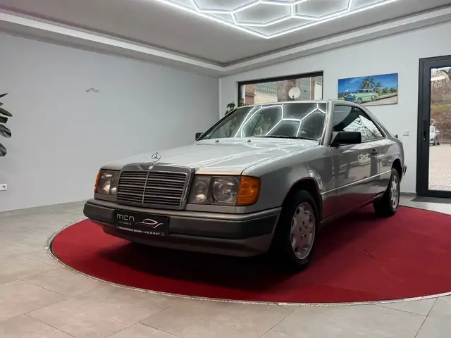 Mercedes-Benz CE 300 Coupe Automatik/SHZ/Becker Radio