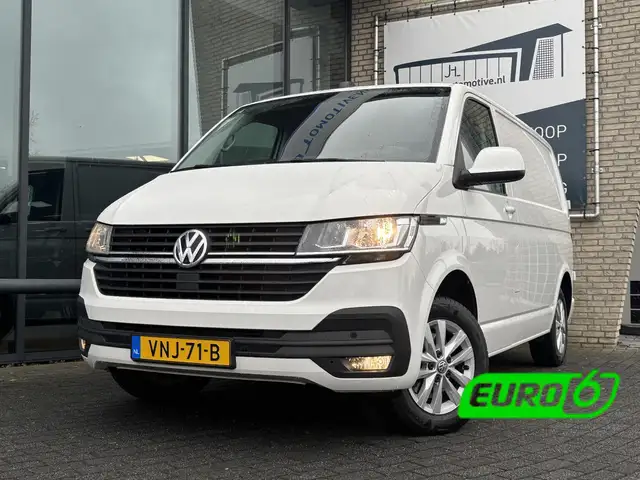 Volkswagen T6.1 Transporter 2.0 TDI L1H1*AUTOM.*CARPLAY*A/C*CRUISE*NAVI*HAAK*