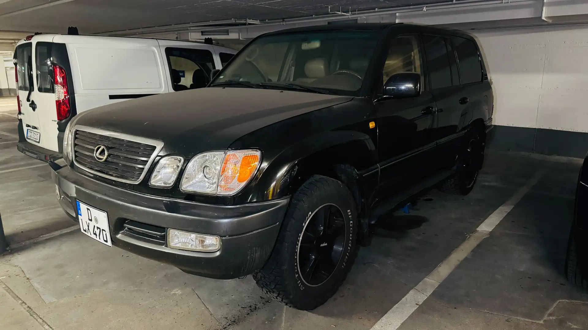Lexus LX 470 Nero - 1