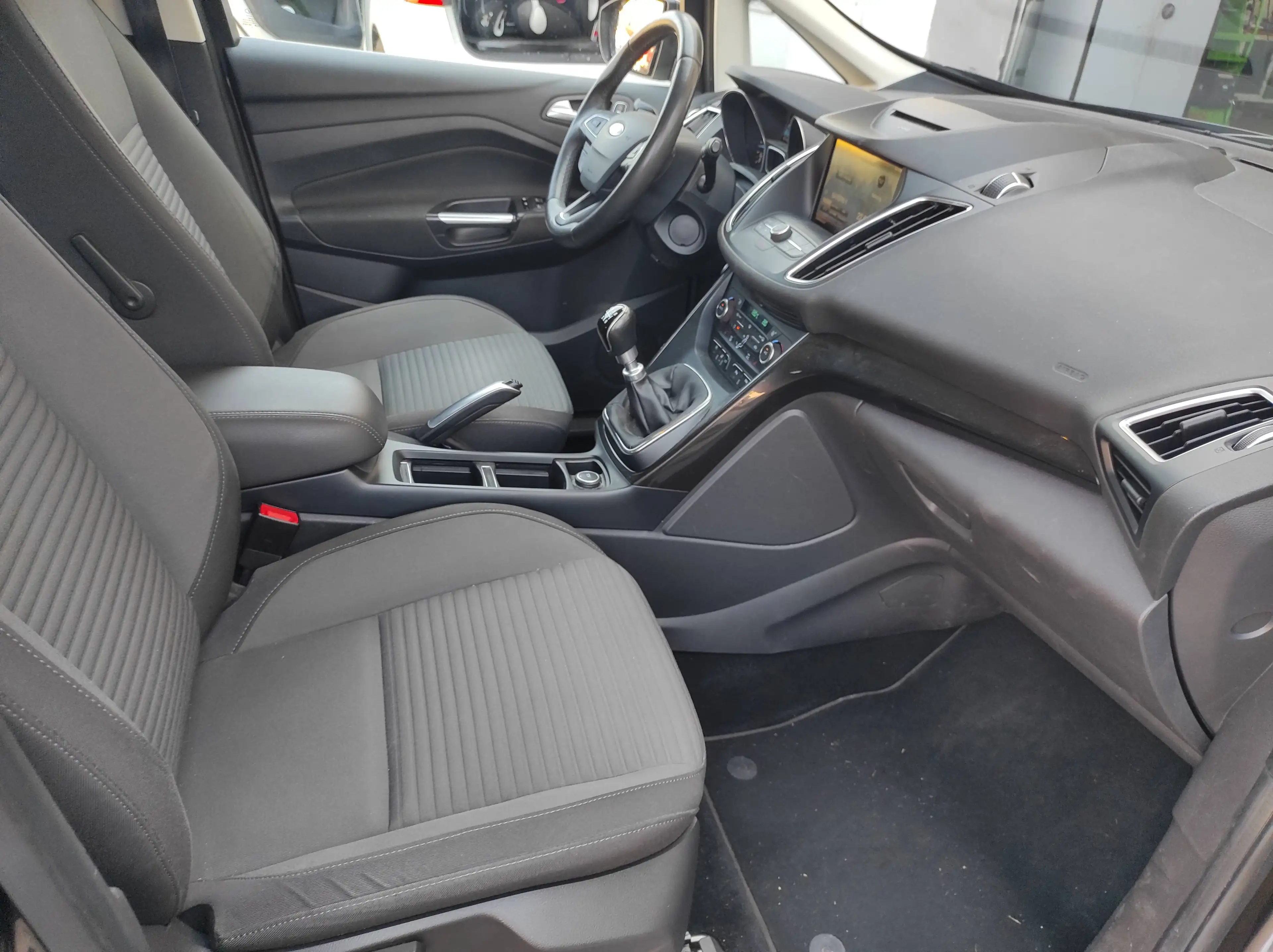 Ford Grand C-Max Ambiente — photo 3