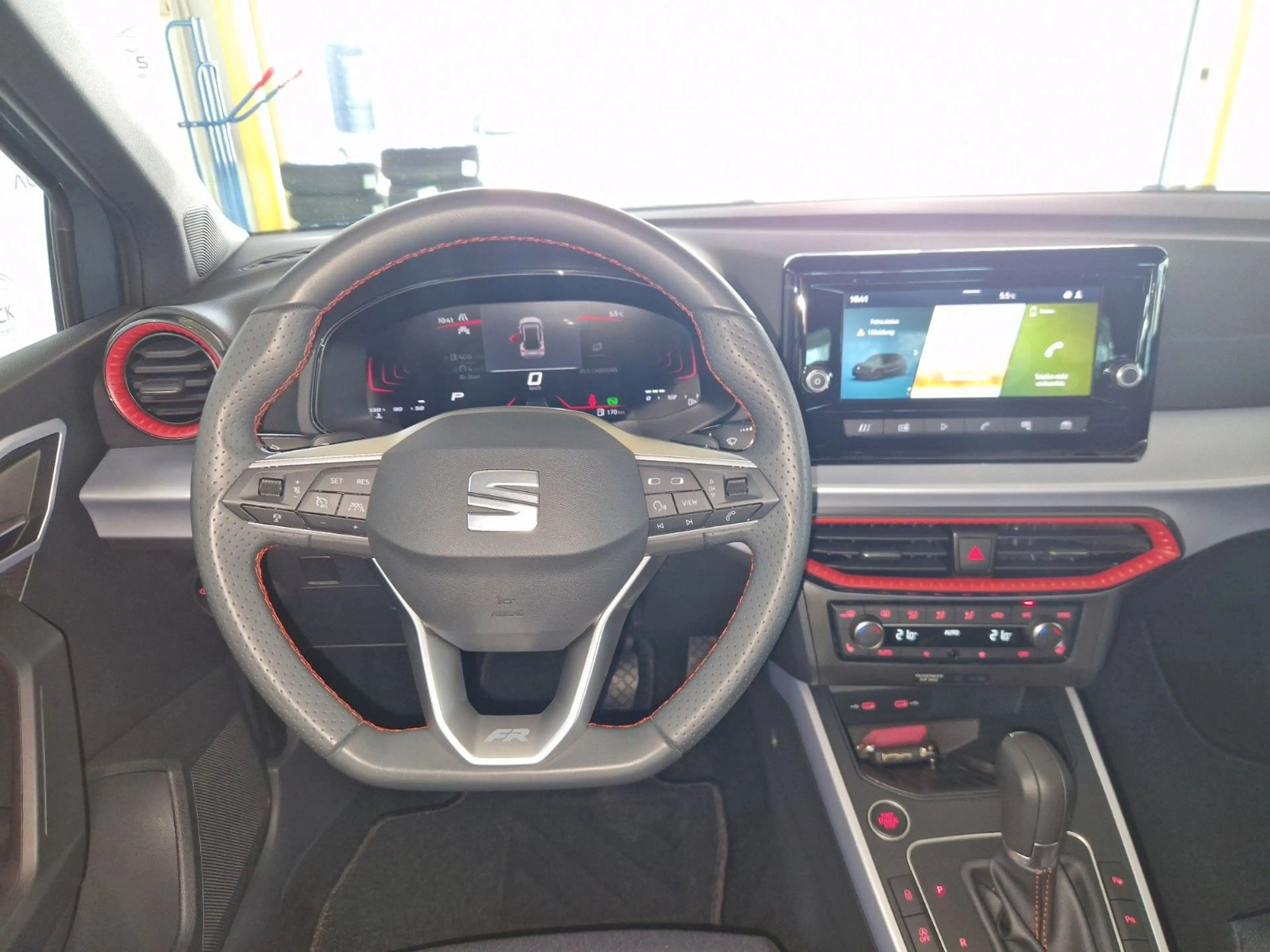 SEAT Arona FR 1.0 TSI DSG PDC LED App Connect ACC SH — photo 11