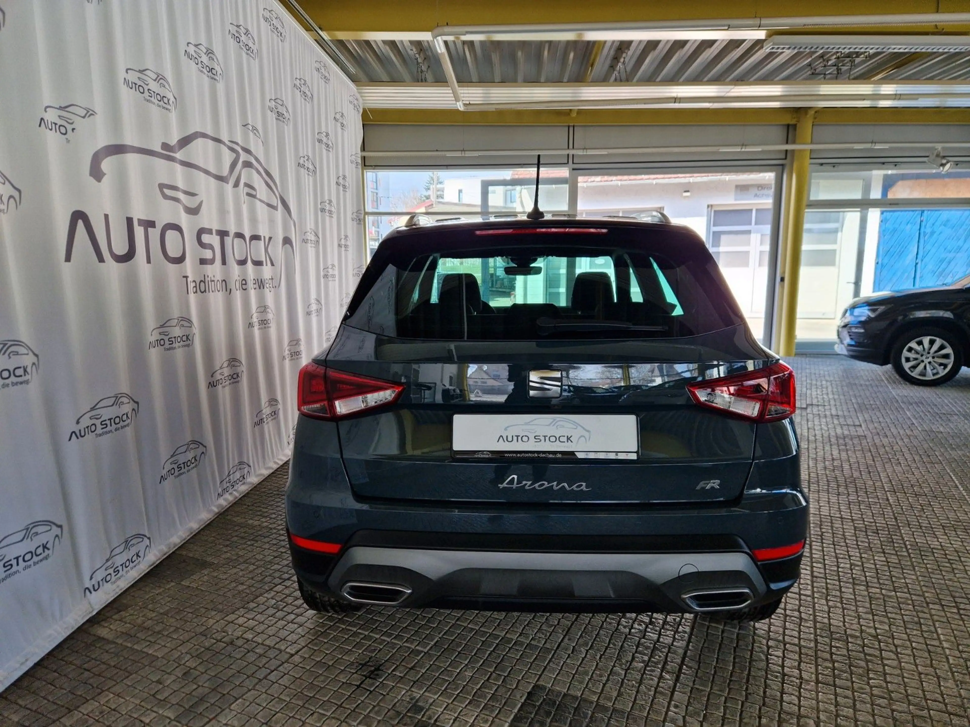SEAT Arona FR 1.0 TSI DSG PDC LED App Connect ACC SH — photo 6