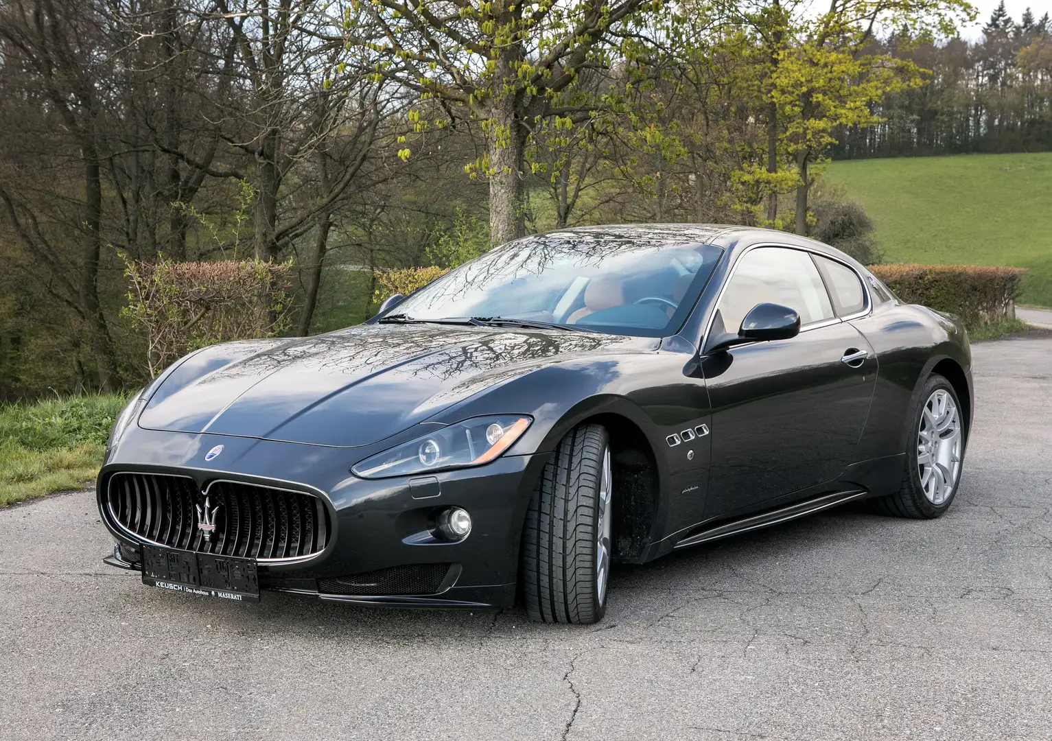 Maserati GranTurismo Gran Turismo S Gran Turismo Grau - 1