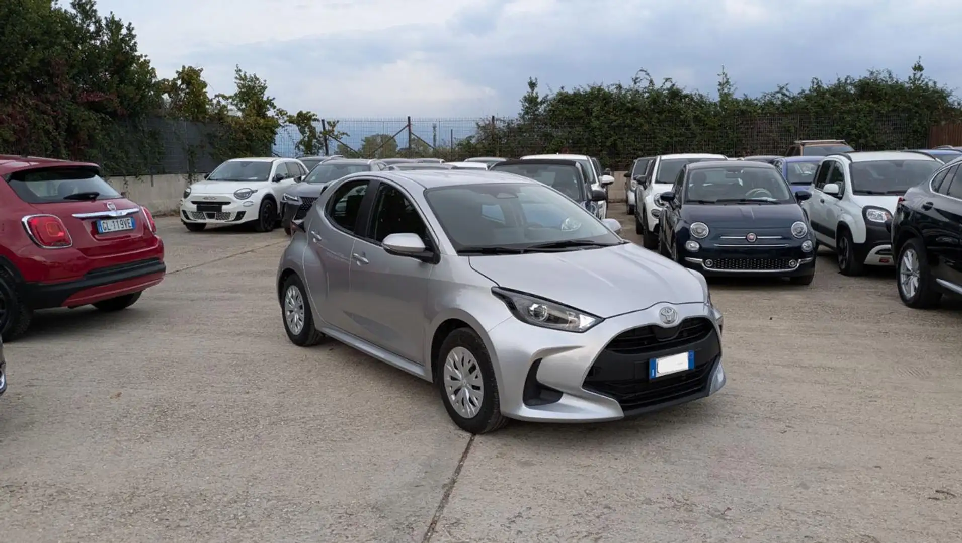Toyota Yaris HYBRID 1.5hev SAFETYPACK ANDROID/CARPLAY Grigio - 1
