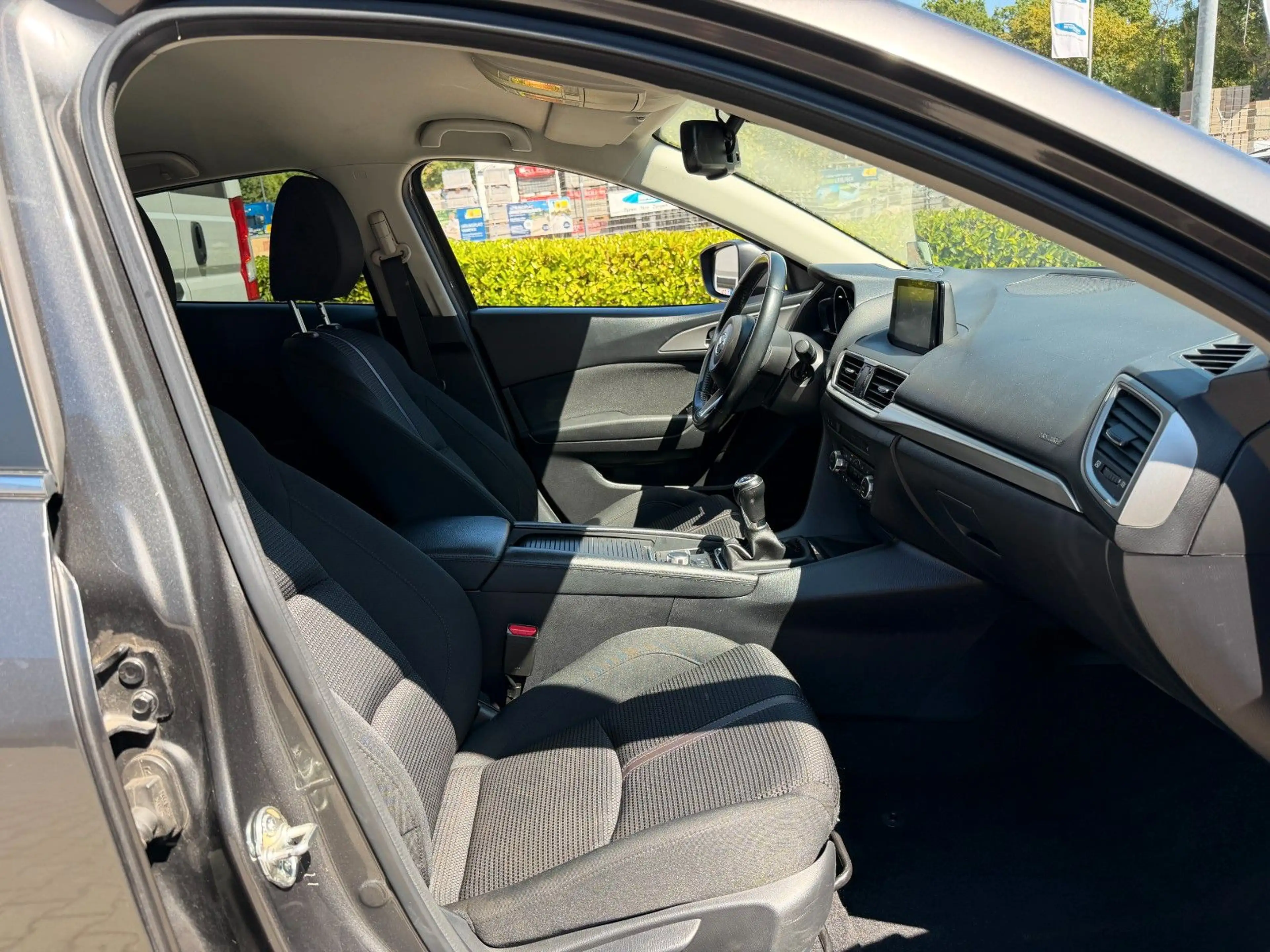 Mazda 3 Lim. Signature Garantie *KeyL*Navi*LED*Head Up — photo 15