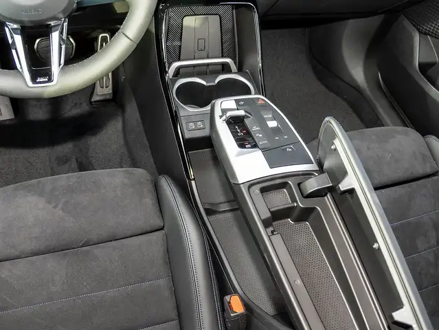 BMW X2 view 8