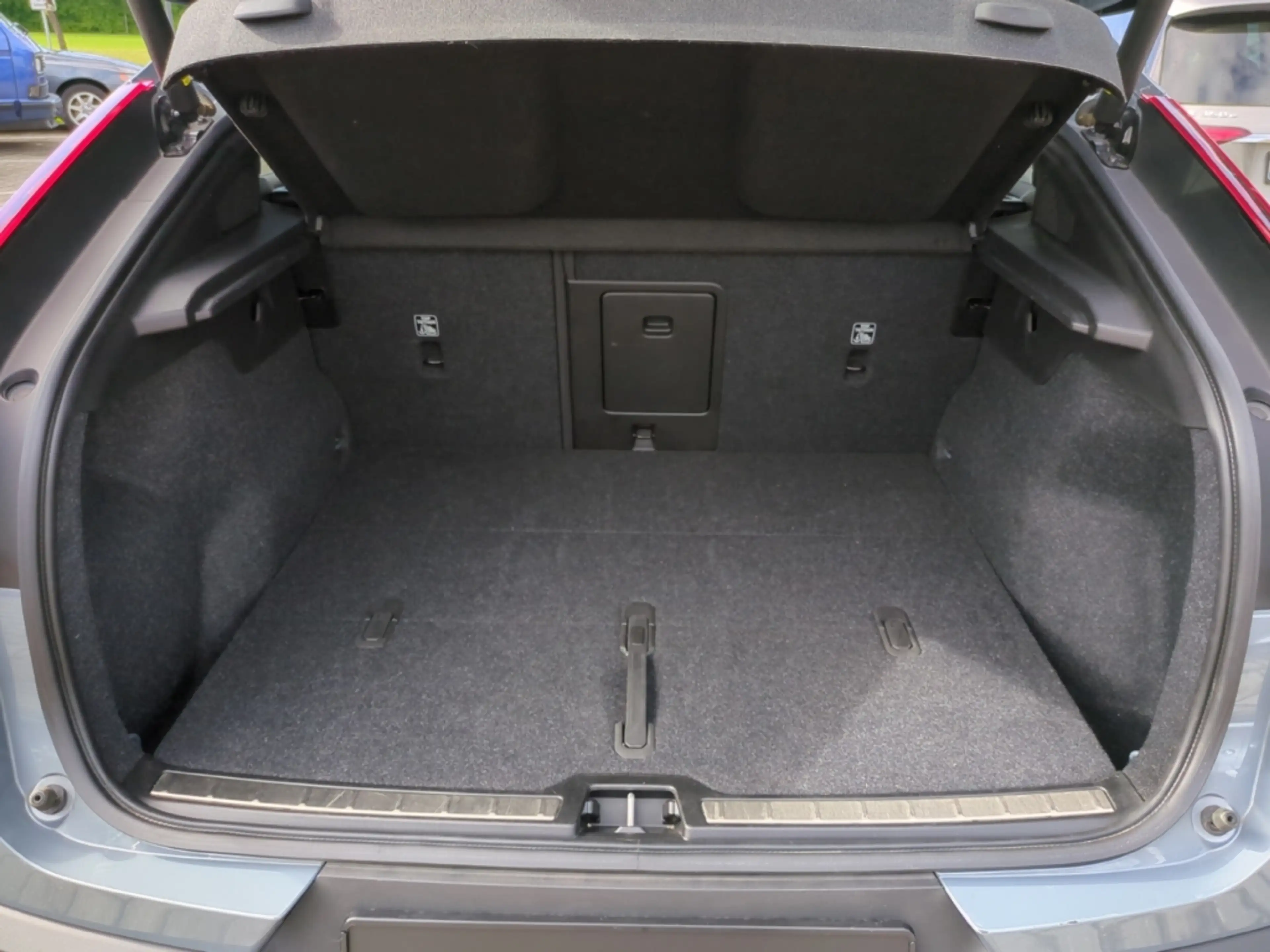 Volvo C40 Plus Recharge Pure Electric AWD StandHZG Digitales — photo 14