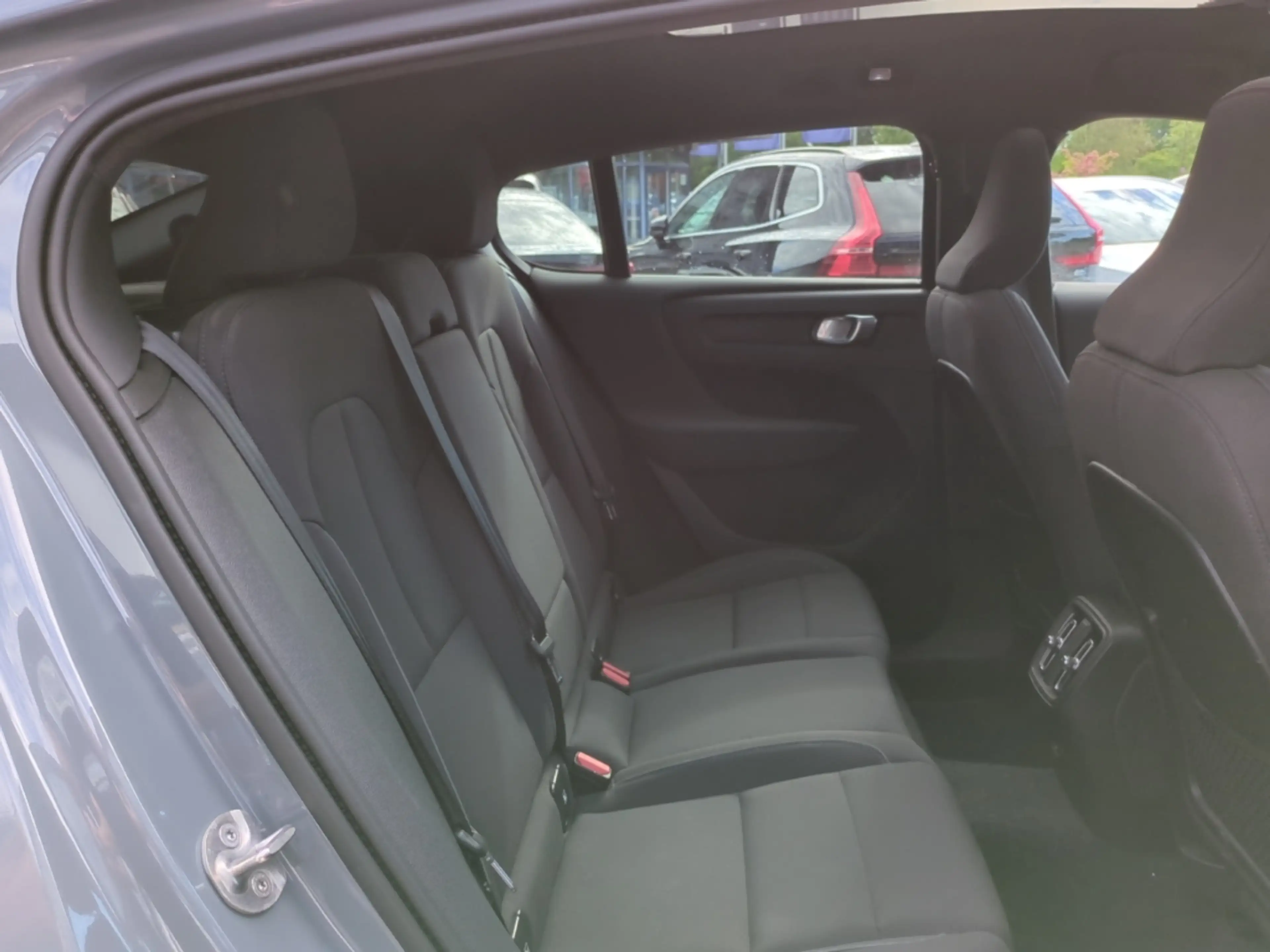 Volvo C40 Plus Recharge Pure Electric AWD StandHZG Digitales — photo 12