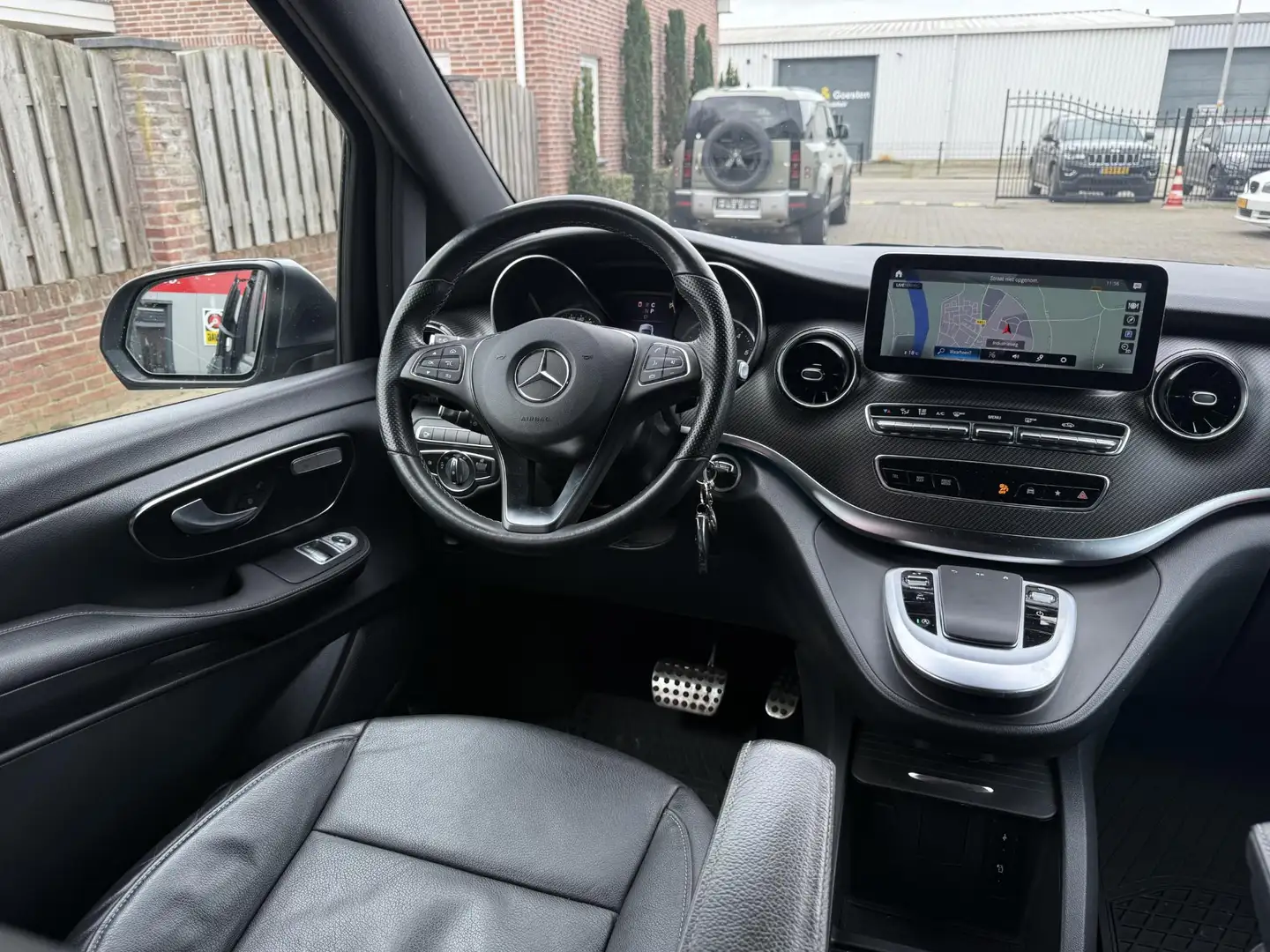 Mercedes-Benz V 300 300d Lang DC AMG Avantgarde Grijs - 2