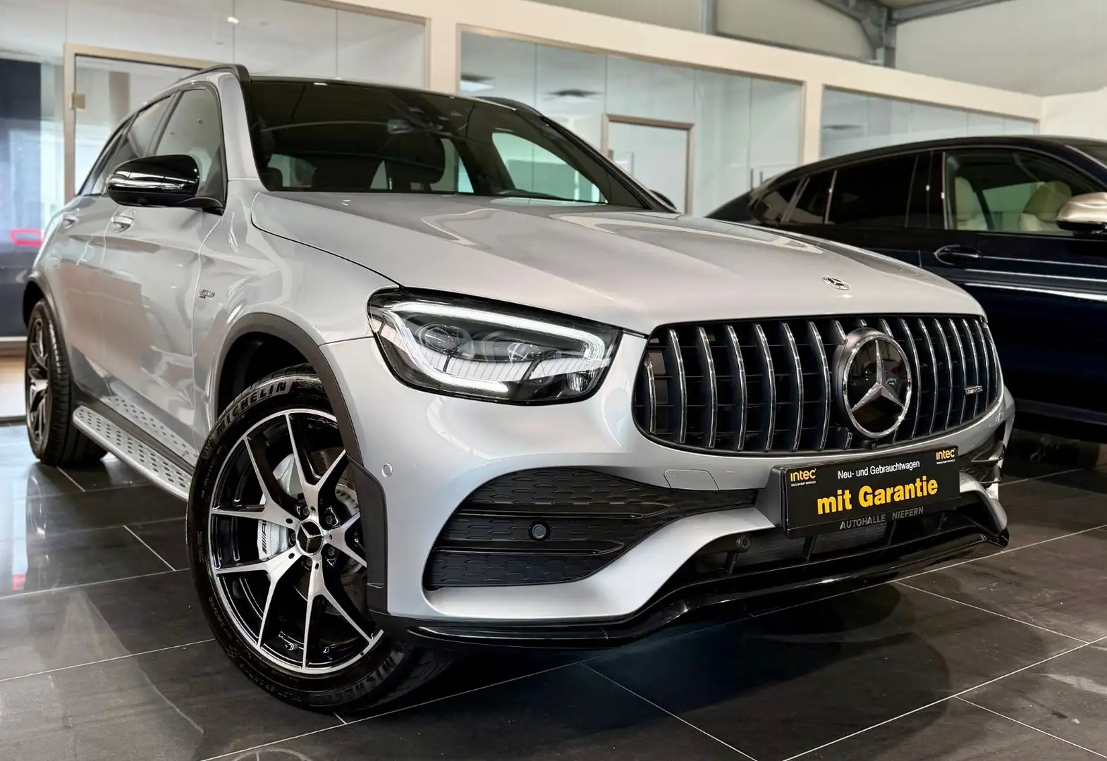Mercedes-Benz GLC 43 AMG GLC43 AMG 4Matic*PANO*BURMESTER*AHK*MEMORY*SHZ Silber - 1