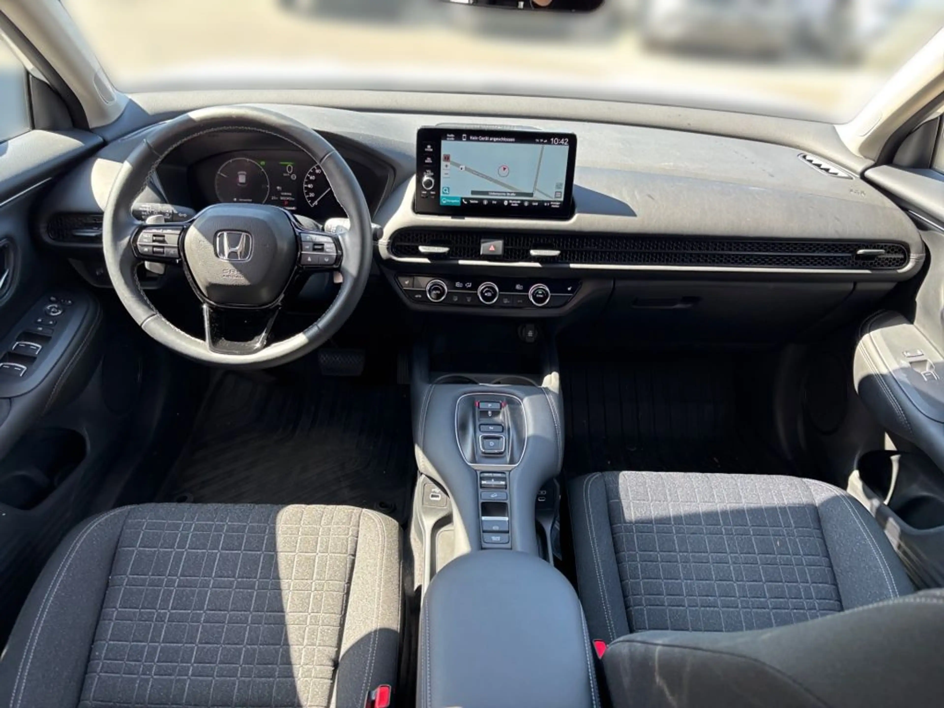 Honda ZR-V e:HEV 2.0 i-MMD Hybrid Elegance — photo 11