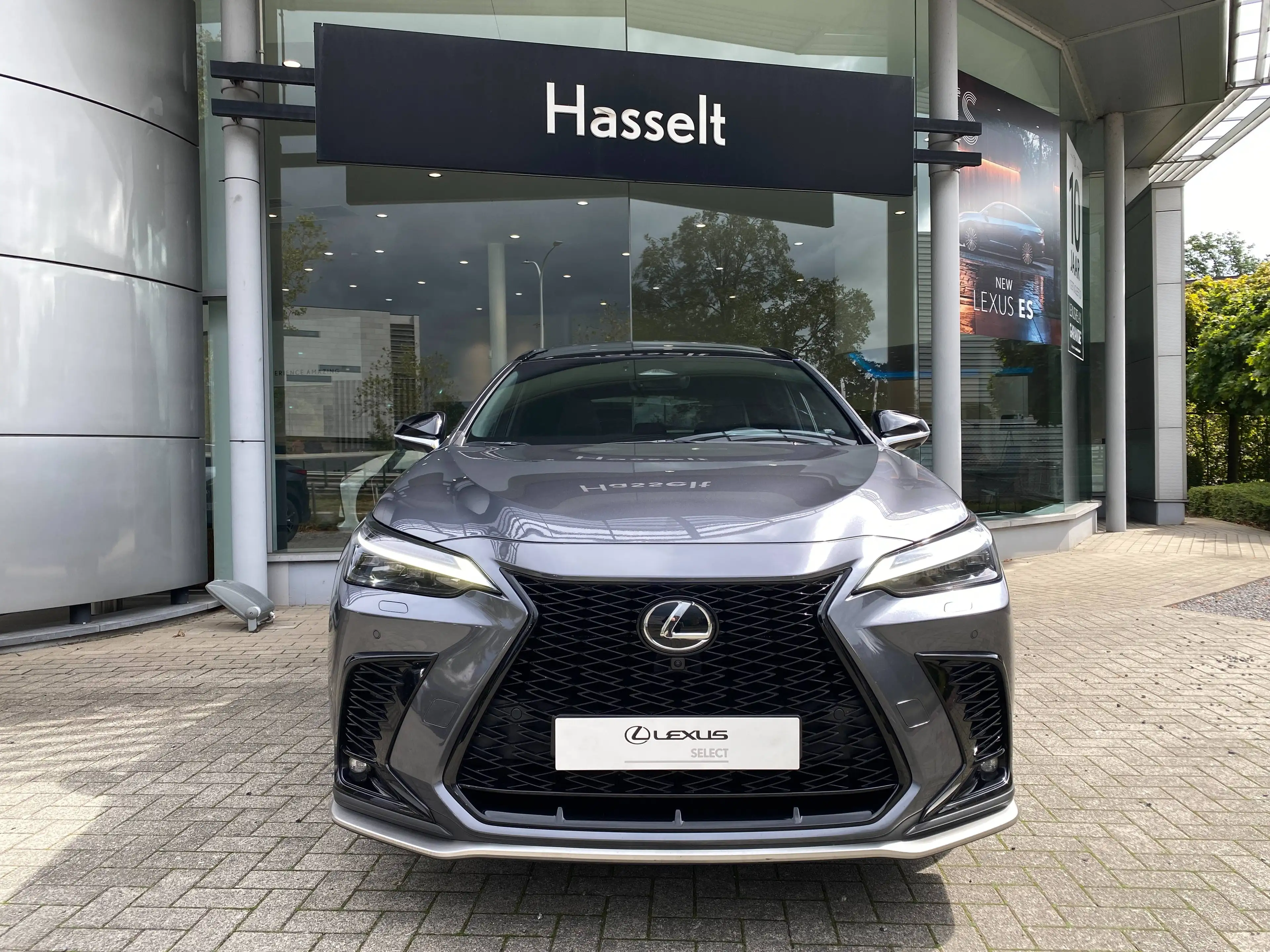 Lexus NX 350h NX 350h 2.5i AWD F Sport Line E-CVT — photo 3