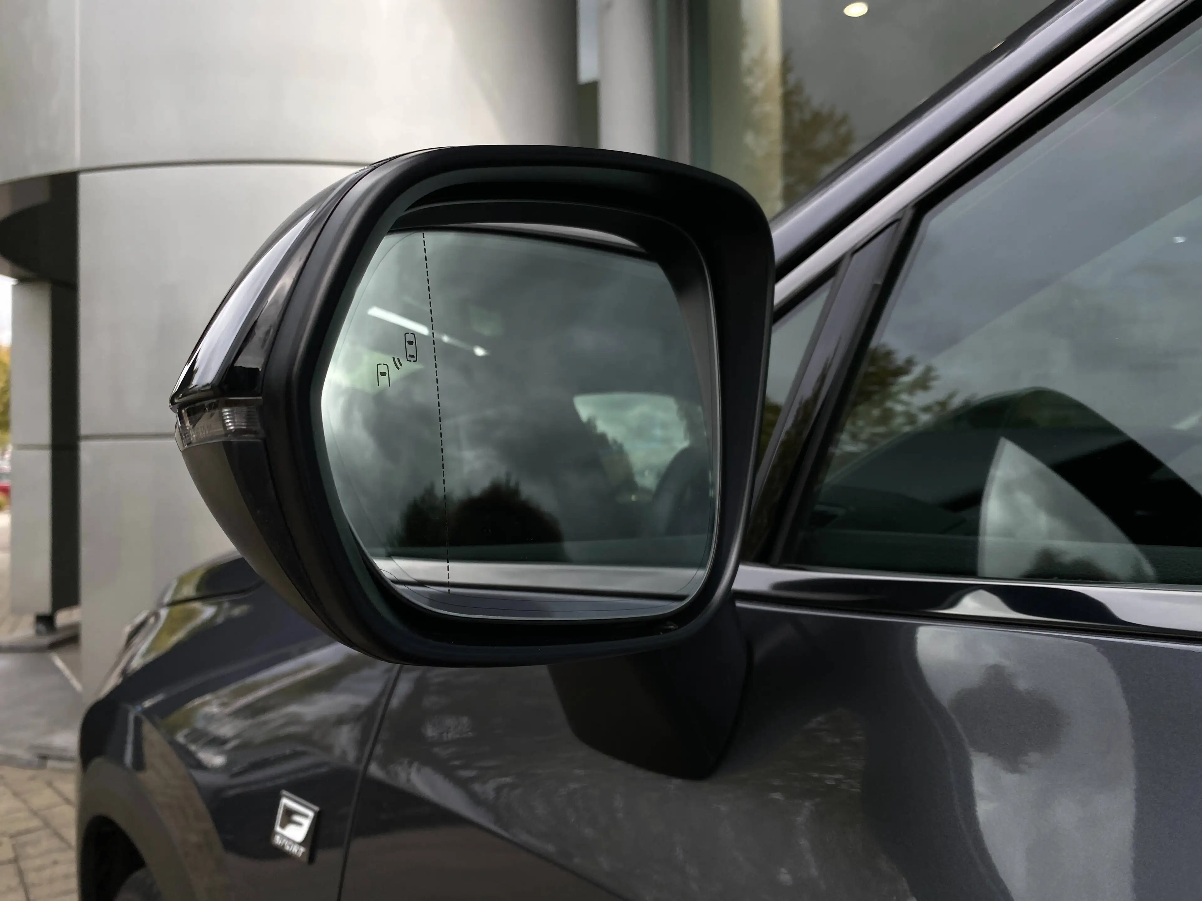 Lexus NX 350h NX 350h 2.5i AWD F Sport Line E-CVT — photo 9