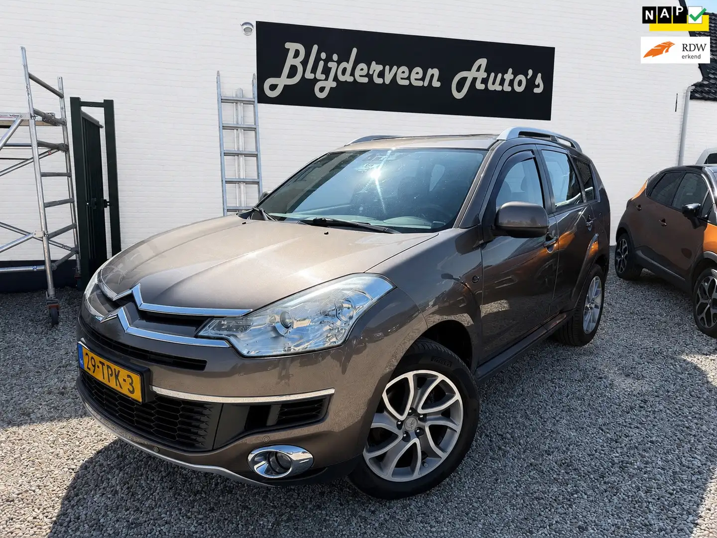Citroen C-Crosser 2.4-16V Dynamique 4WD Automaat | Cruise | Navi | P Braun - 1